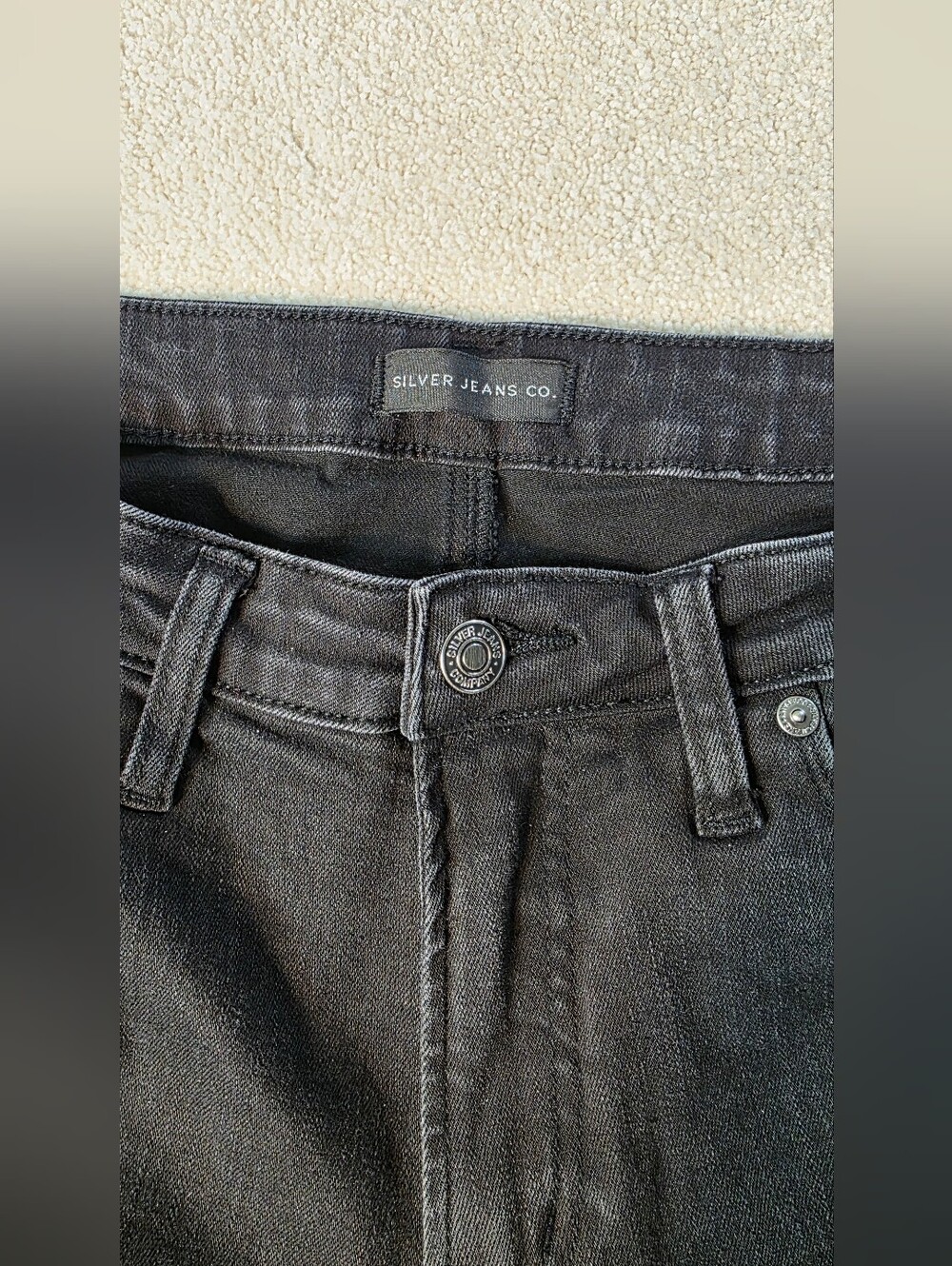 Silver Most Wanted Skinny Black Distressed Mid Rise Raw Hem Jeans Womens 30 - Picture 5 of 7
